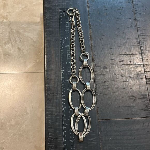 Green Key Long Chunky Distressed Silver Chain Statement Necklace - Picture 7 of 8